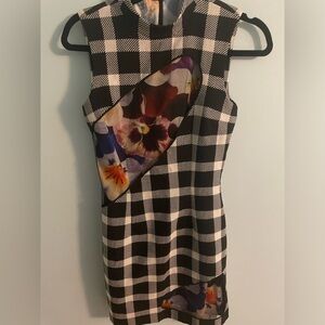 Christopher Kane Mesh Black White Flower Pansy Short Dress XS size 0